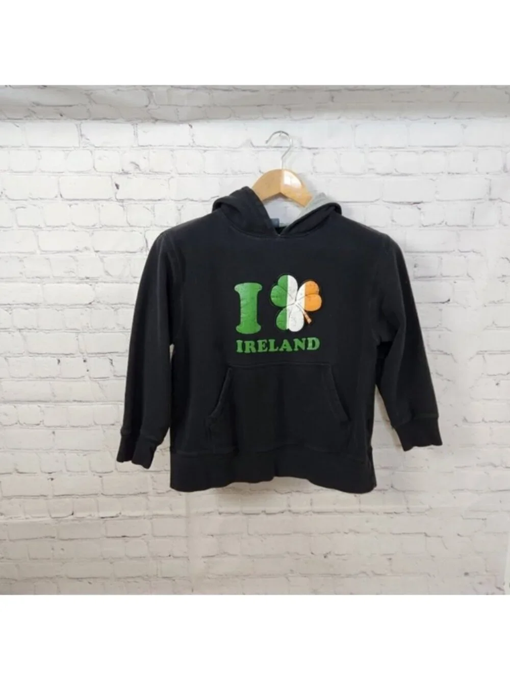 Old Navy I Love Ireland Shamrock Black Sweatshirt Hoodie 6 St. Patrick's…